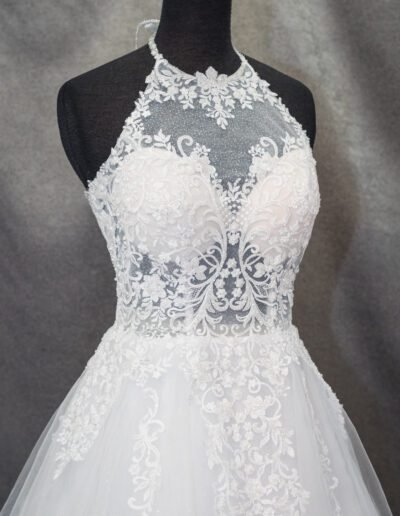 Menyasszonyi ruha 2025-01B