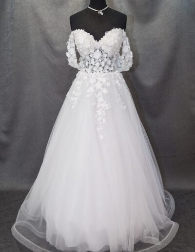 Menyasszonyi ruha 2025-16A