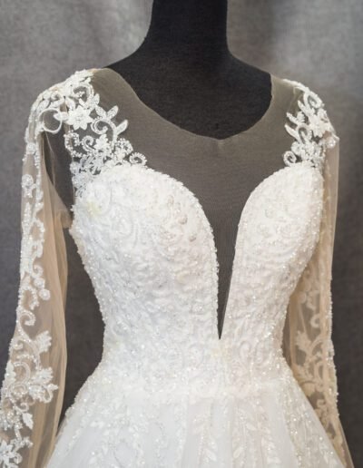 Menyasszonyi ruha 2025-18C